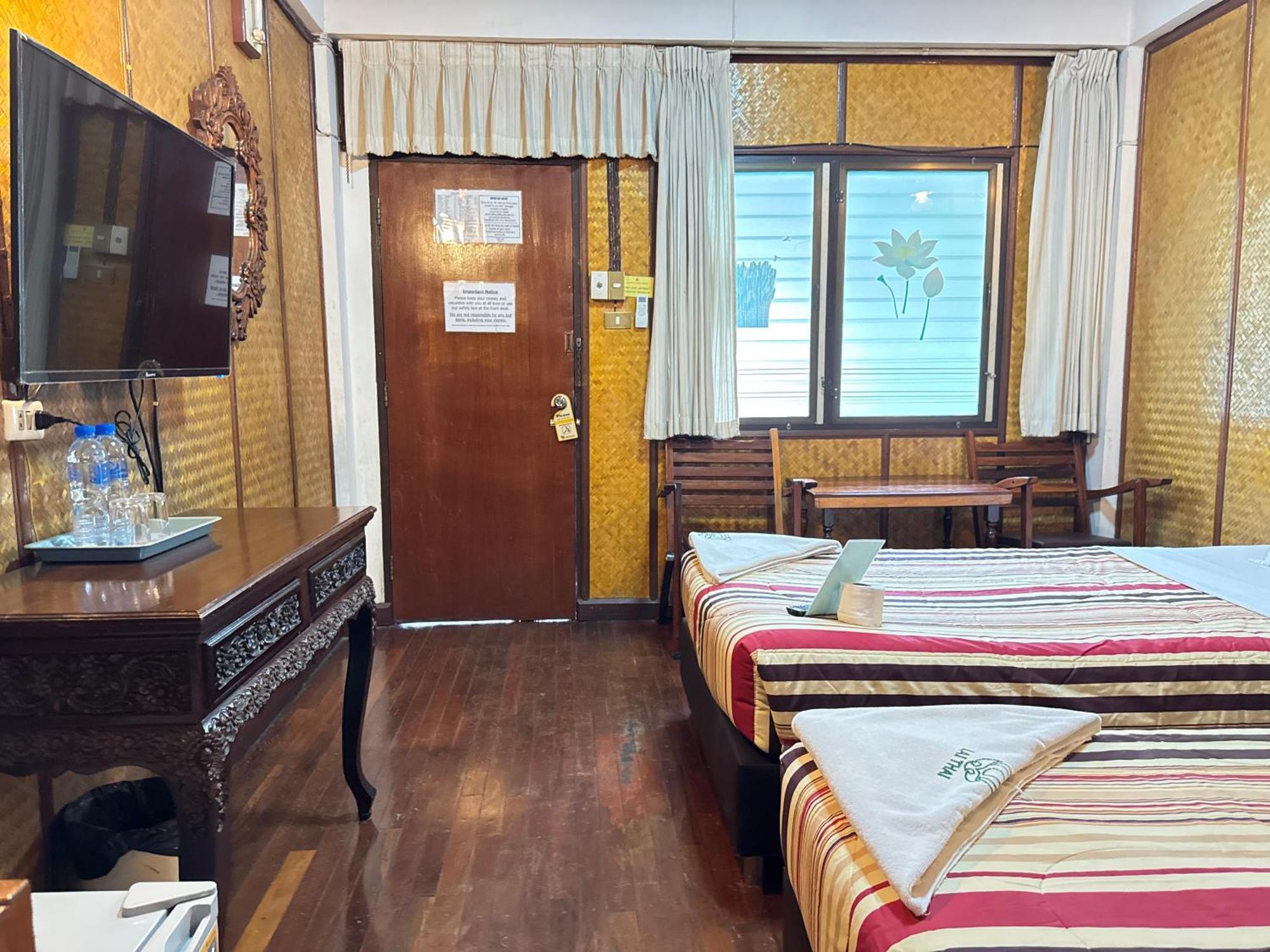 Collection O Khu Mueang Near Tha Phae Gate Formerly Lai Thai Guesthouse Chiang Mai Luaran gambar