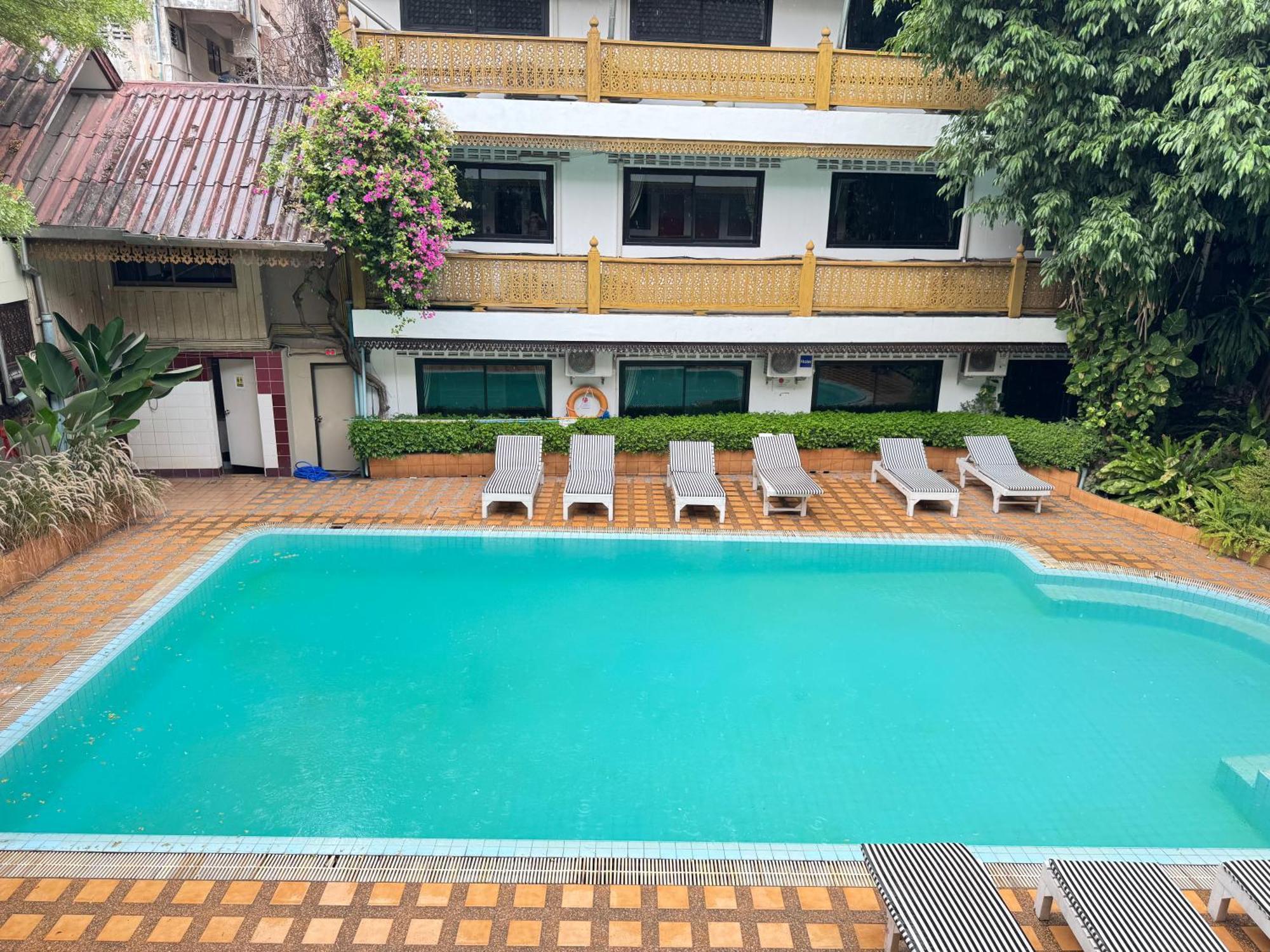 Collection O Khu Mueang Near Tha Phae Gate Formerly Lai Thai Guesthouse Chiang Mai Luaran gambar